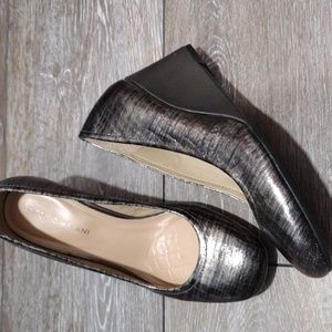 Antonio Melani womens NEW black and silver leather animal print wedge heels.